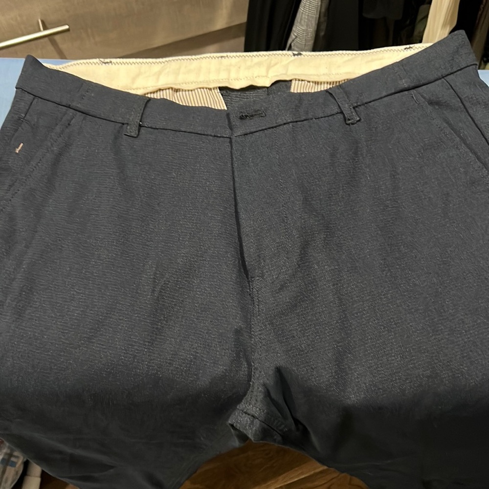 Zara chino